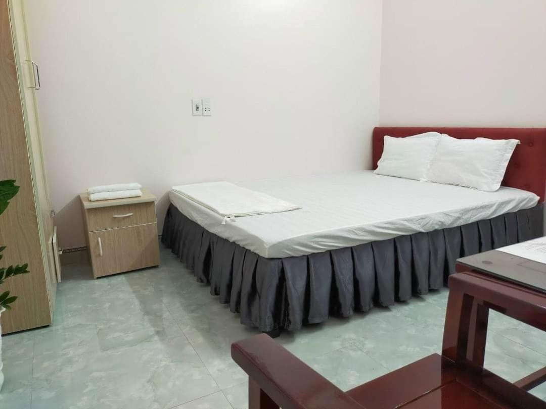 Nha Nghi Dung Tai Acomodação com café da manhã Nghia Lo Exterior foto