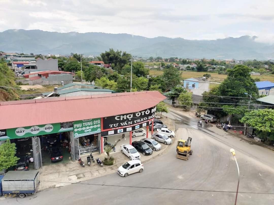 Nha Nghi Dung Tai Acomodação com café da manhã Nghia Lo Exterior foto