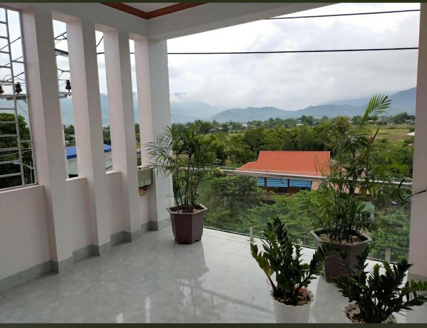 Nha Nghi Dung Tai Acomodação com café da manhã Nghia Lo Exterior foto